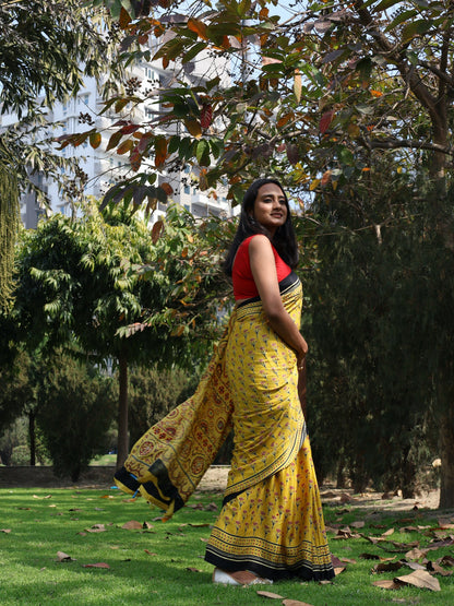 PRAJAKTA Pink Pakhi Pink Pakhi