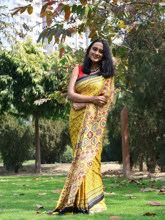 PRAJAKTA Pink Pakhi Pink Pakhi