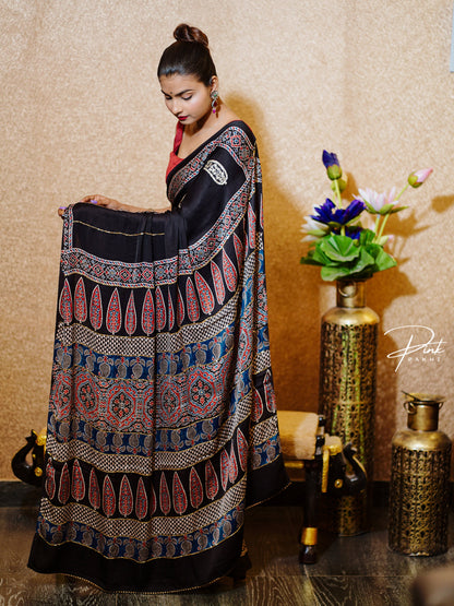 QARA Pink Pakhi Pink Pakhi